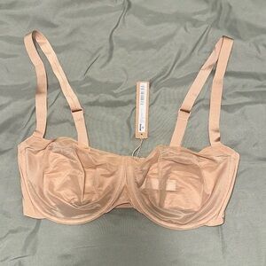 SKIMS 36D No Show Unlined